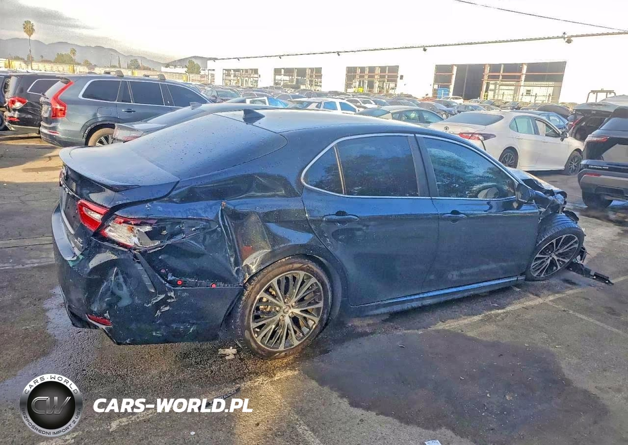 2019 Toyota Camry Hybrid VIN:4T1B21HK6KU010635 - 3