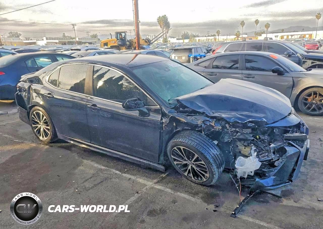 2019 Toyota Camry Hybrid VIN:4T1B21HK6KU010635 - 4