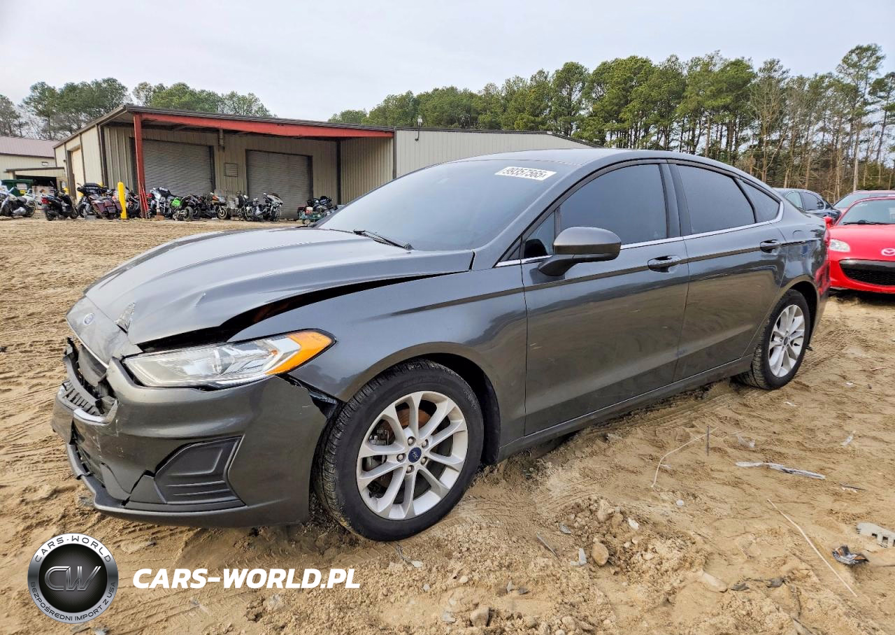 2020 Ford Fusion Se