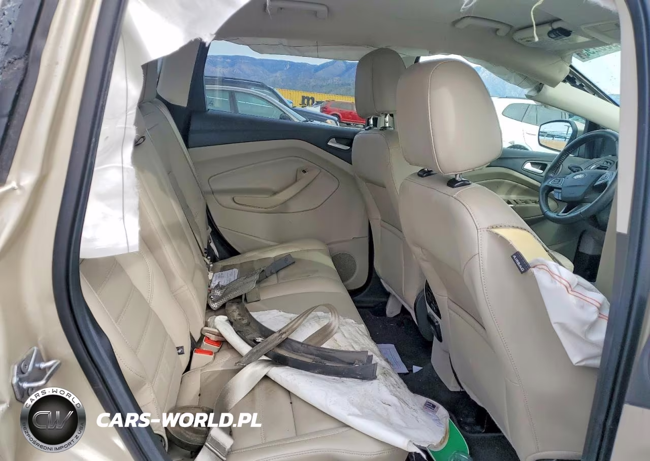 2017 Ford Escape Titanium VIN:1FMCU0JD3HUC26889 - 11