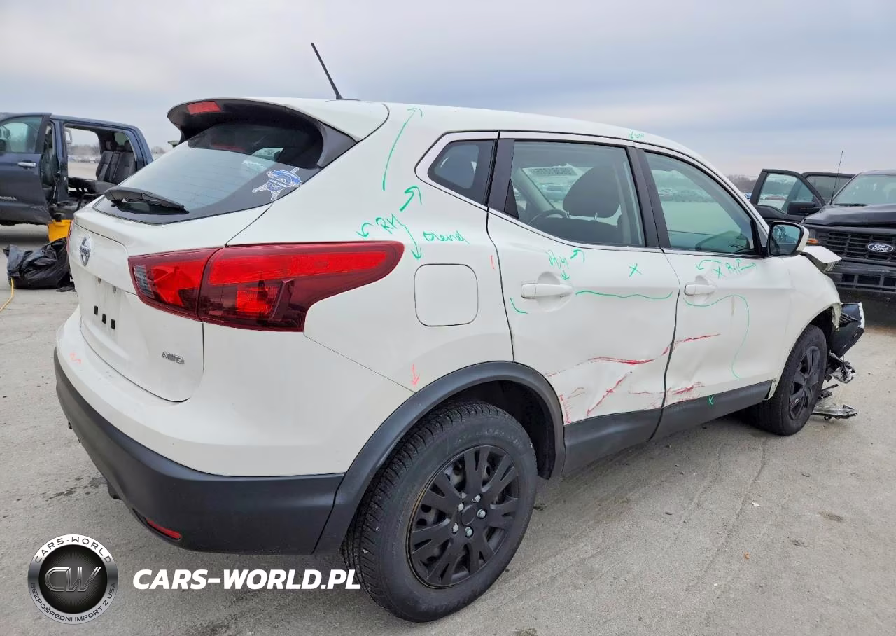 2019 Nissan Rogue Sport S VIN:JN1BJ1CR5KW320777 - 3
