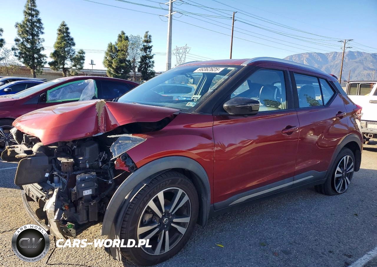 2019 Nissan Kicks S