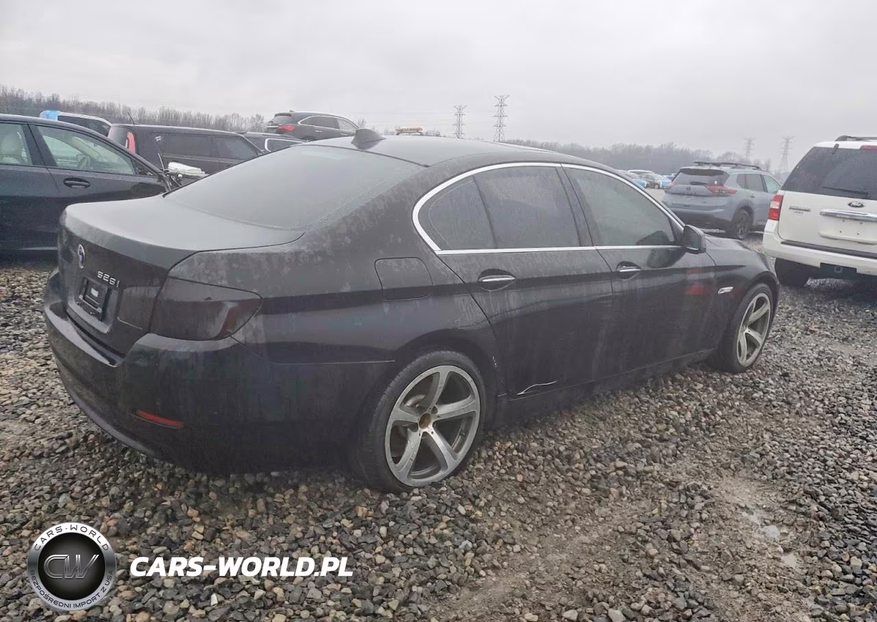 2012 BMW 528 I VIN:WBAXG5C52CDW85532 - 3
