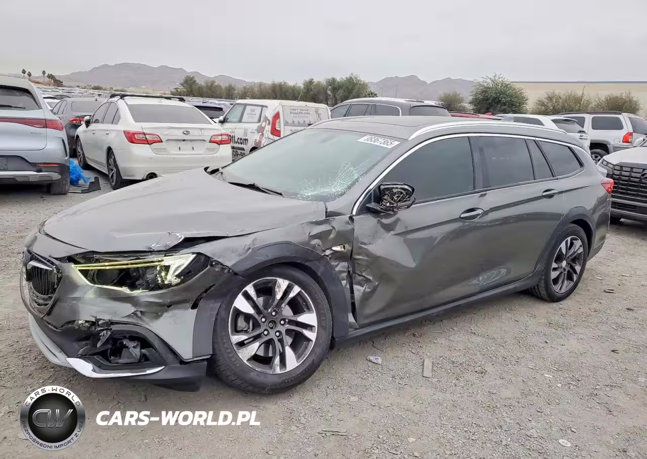 2018 Buick Regal Tourx Essence