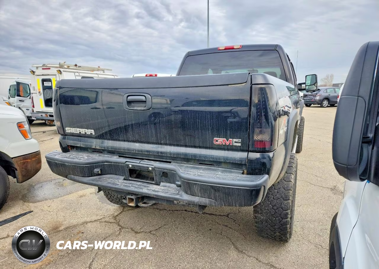 2003 GMC Sierra K2500 Heavy Duty VIN:1GTHK23U63F113685 - 3