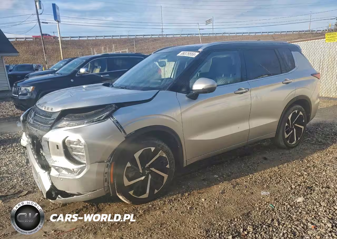 2024 Mitsubishi Outlander Sel