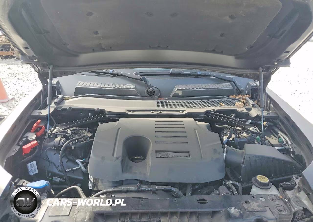 2024 Land Rover Defender 130 X-Dynamic Se VIN:SALE2FEU0R2341035 - 12