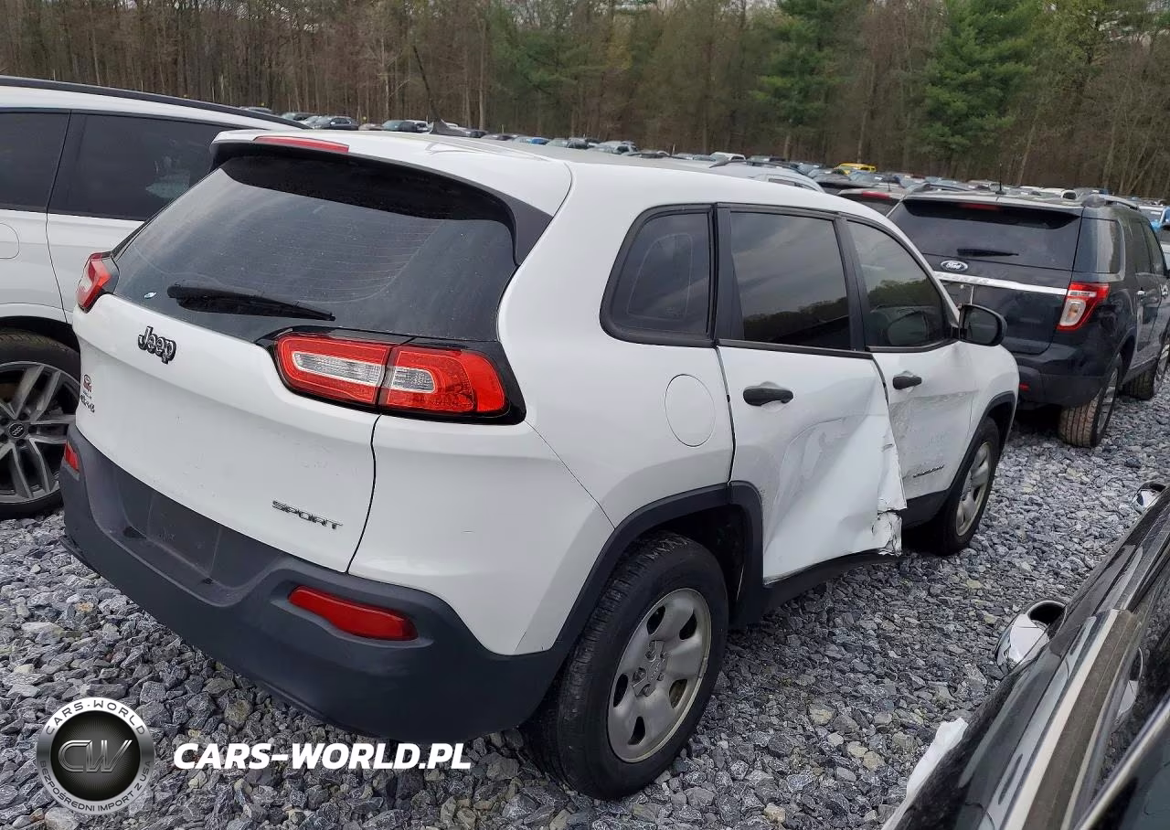2015 Jeep Cherokee Sport VIN:1C4PJMAB7FW505154 - 3