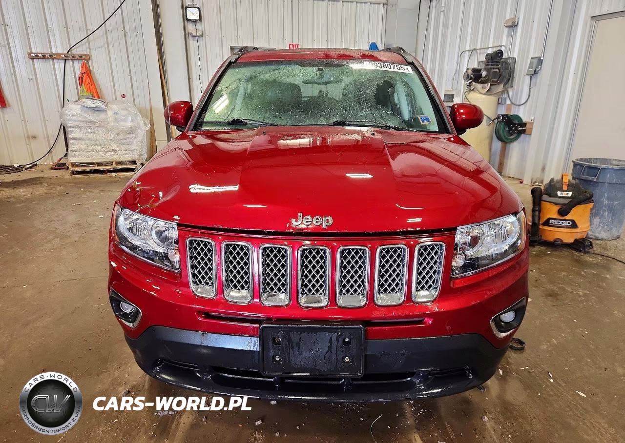 2016 Jeep Compass Latitude VIN:1C4NJCEA0GD678434 - 5