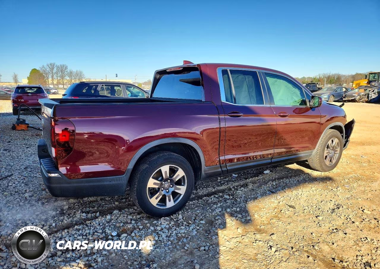 2017 Honda Ridgeline Rtl VIN:5FPYK2F50HB003657 - 3