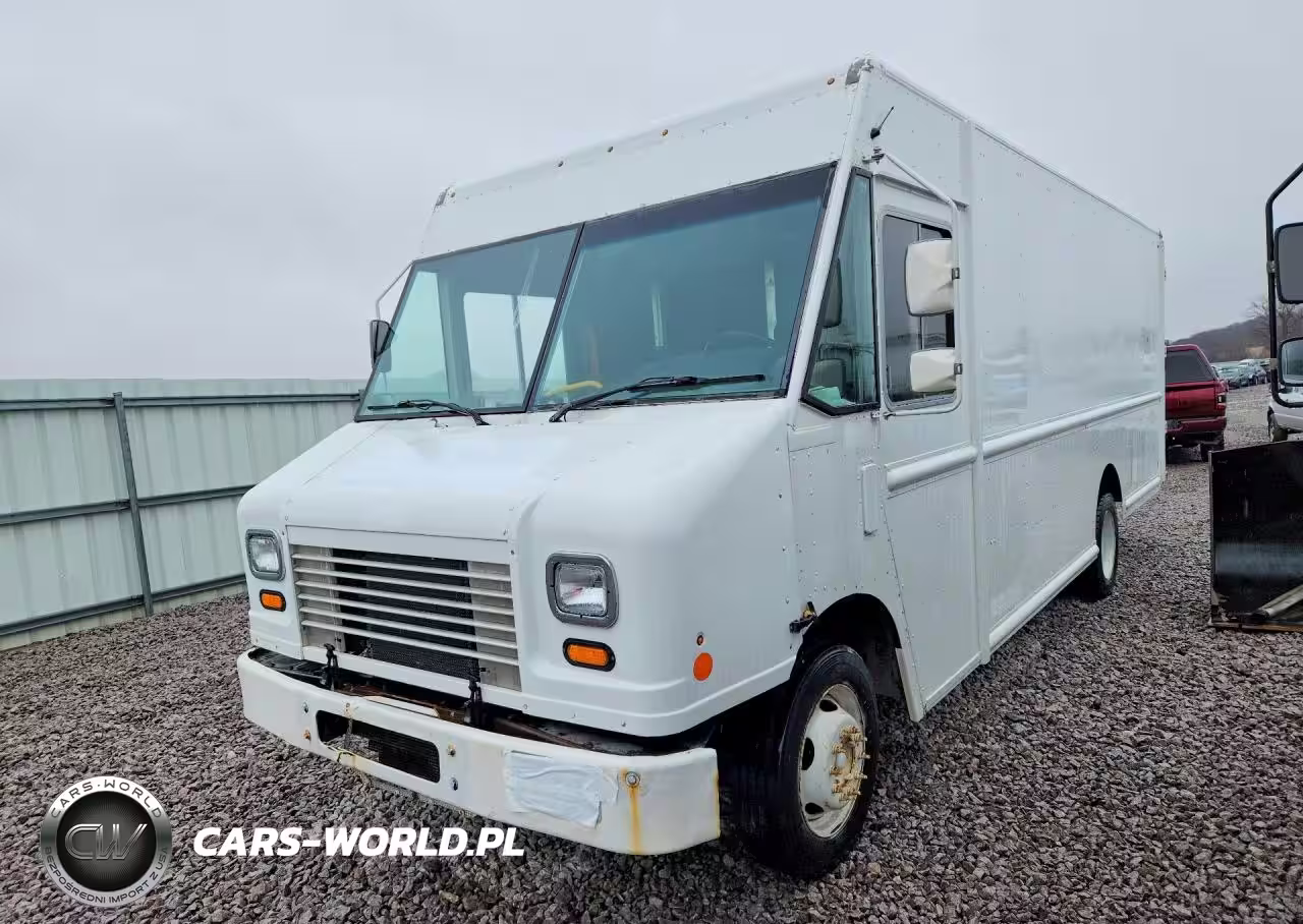 2013 Ford F59 Delivery Truck