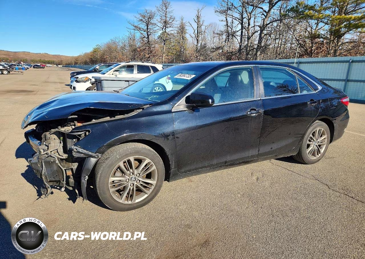 2016 Toyota Camry Le
