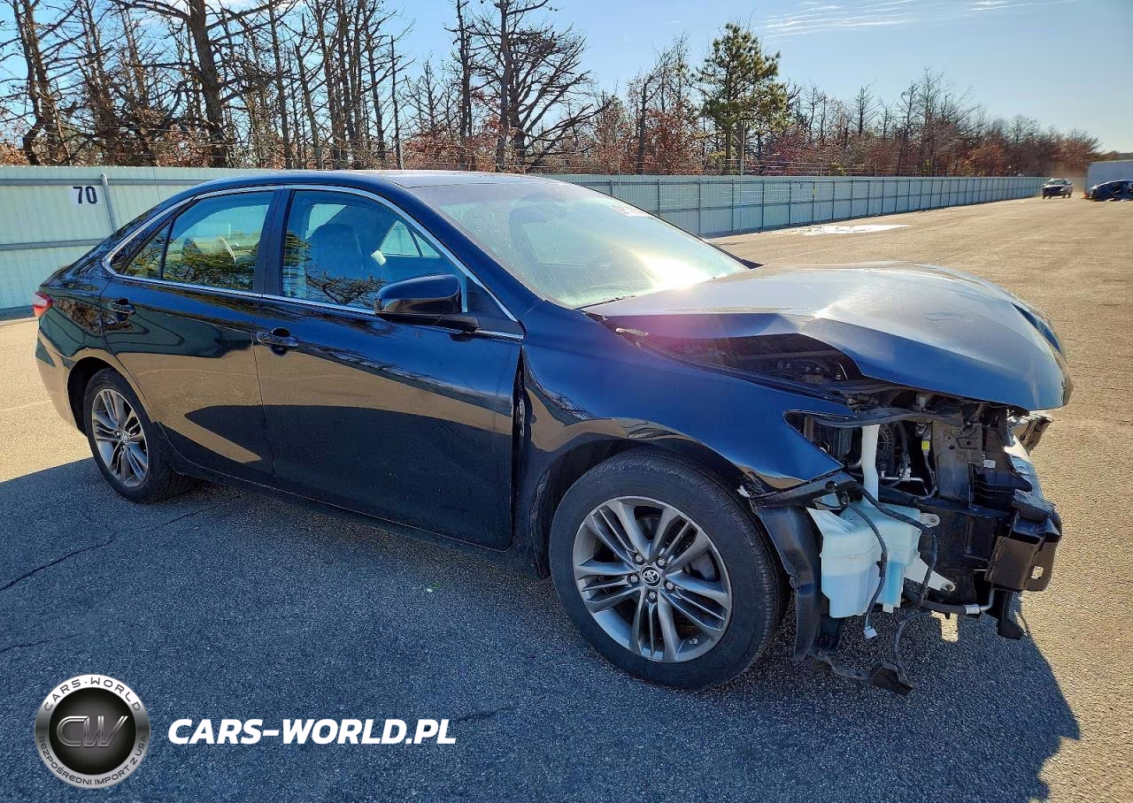 2016 Toyota Camry Le VIN:4T1BF1FK2GU553396 - 4