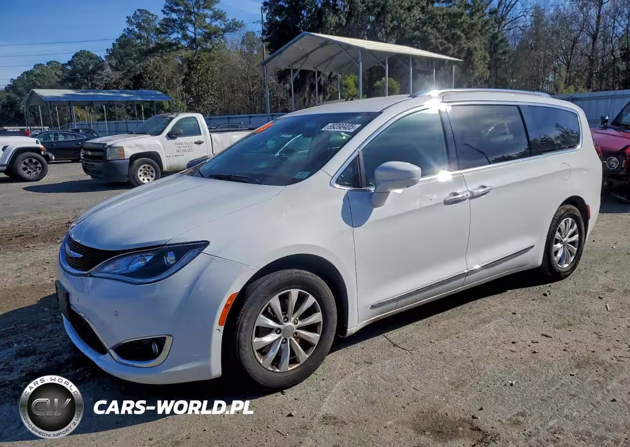 2018 Chrysler Pacifica Touring L