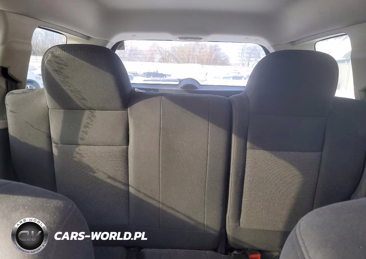 2013 Jeep Patriot Latitude VIN:1C4NJPFA4DD116537 - 10