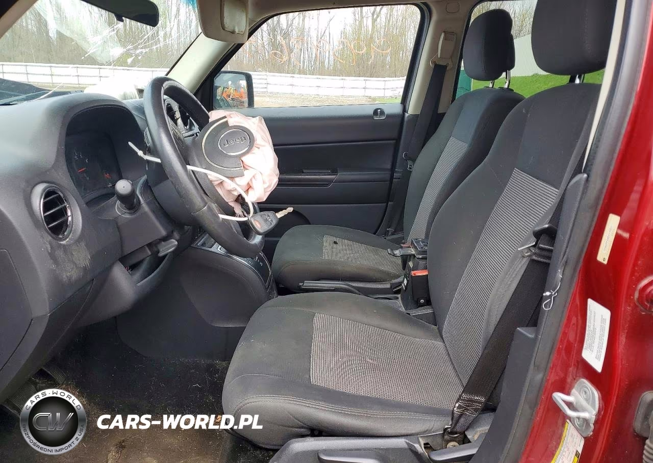 2013 Jeep Patriot Latitude VIN:1C4NJPFA4DD116537 - 7