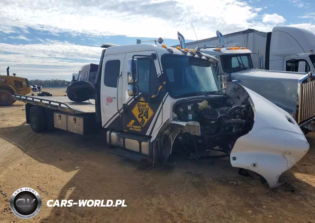 2020 Freightliner Business Class M2 Rollback Truck