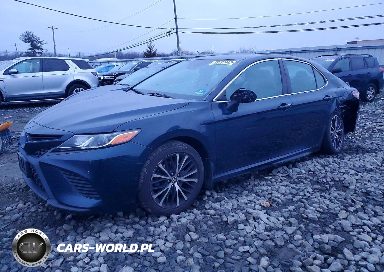 2020 Toyota Camry Se