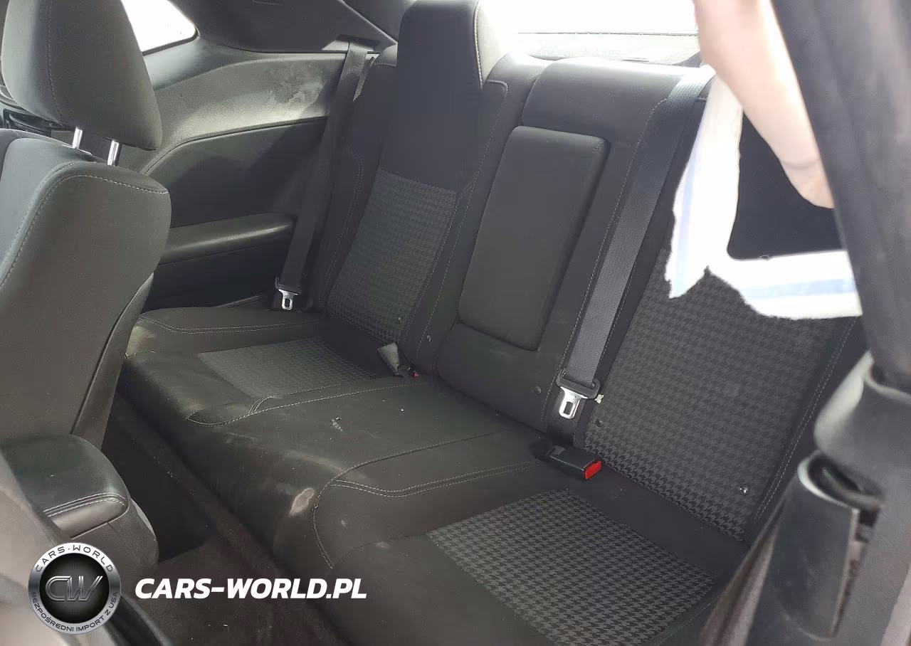 2018 Dodge Challenger Sxt VIN:2C3CDZAGXJH171891 - 10
