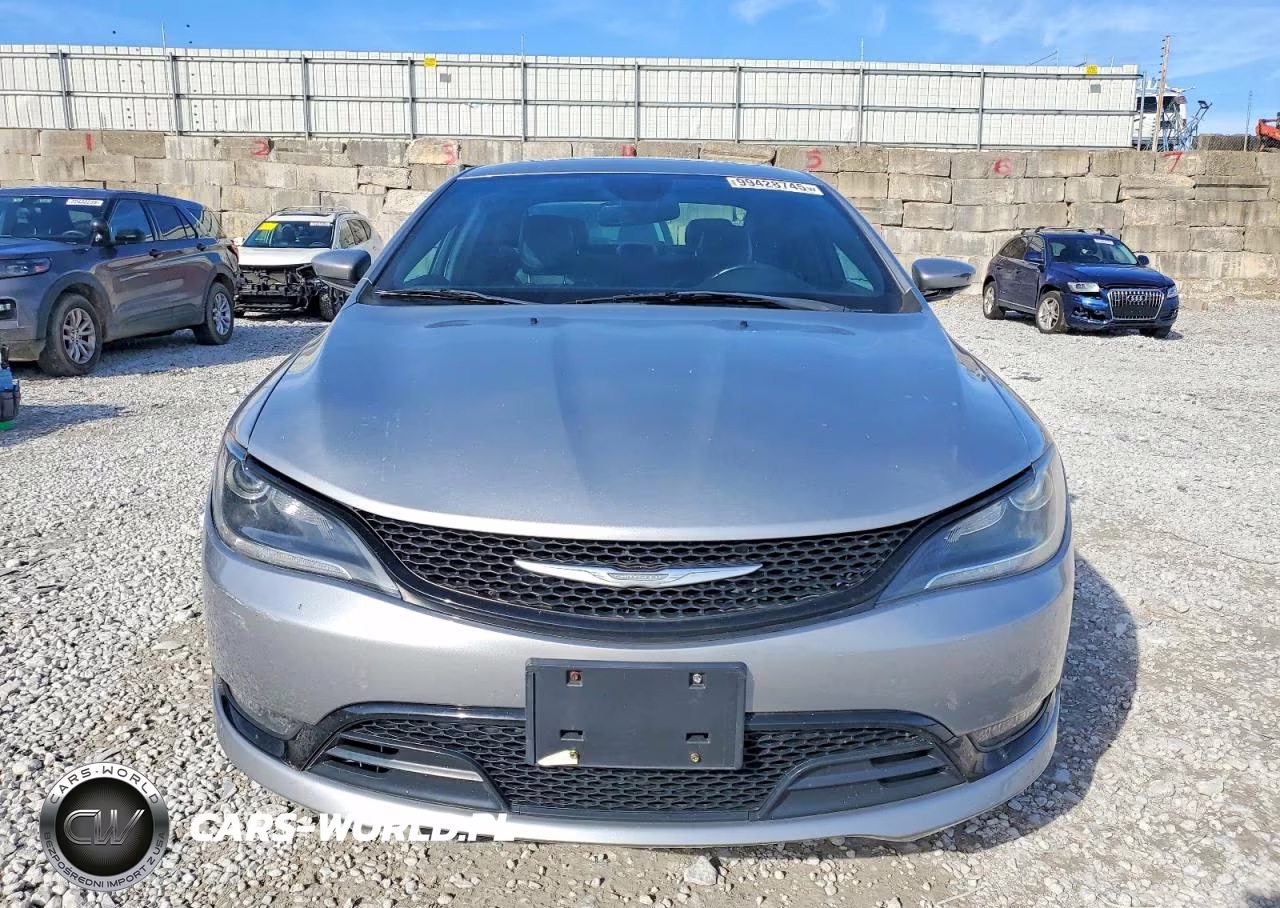 2015 Chrysler 200 S VIN:1C3CCCBG8FN582347 - 5
