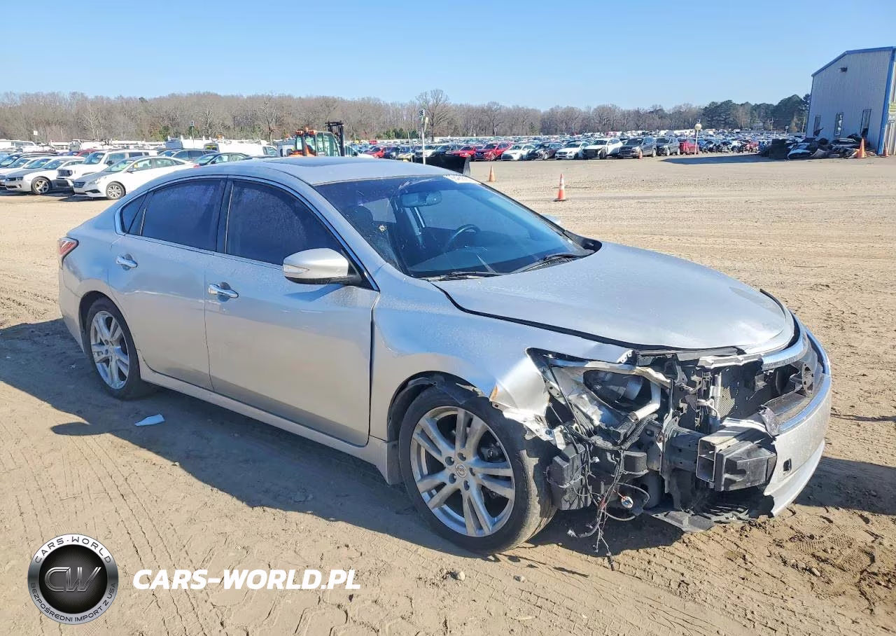 2014 Nissan Altima 3.5S VIN:1N4BL3AP0EC104707 - 4