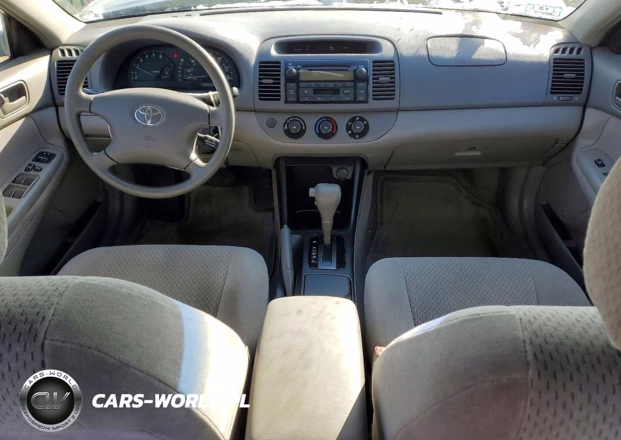 2003 Toyota Camry Le VIN:4T1BE32K93U255264 - 8