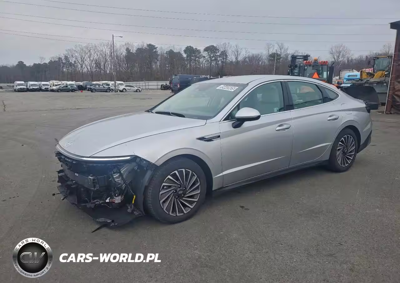 2025 Hyundai Sonata Hybrid