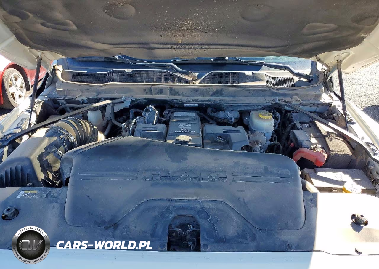 2021 Ram 2500 Laramie VIN:3C6UR5KL6MG555930 - 11