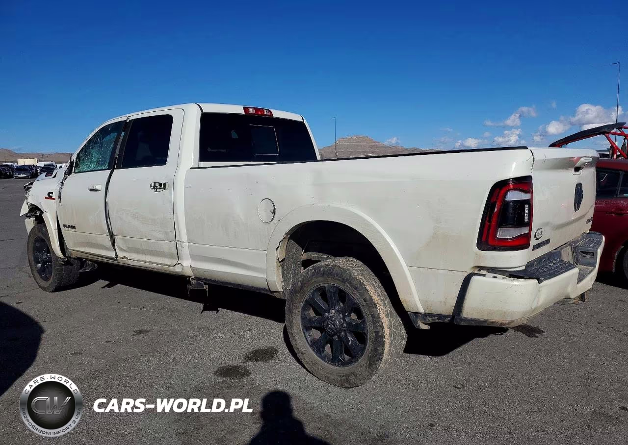 2021 Ram 2500 Laramie VIN:3C6UR5KL6MG555930 - 2