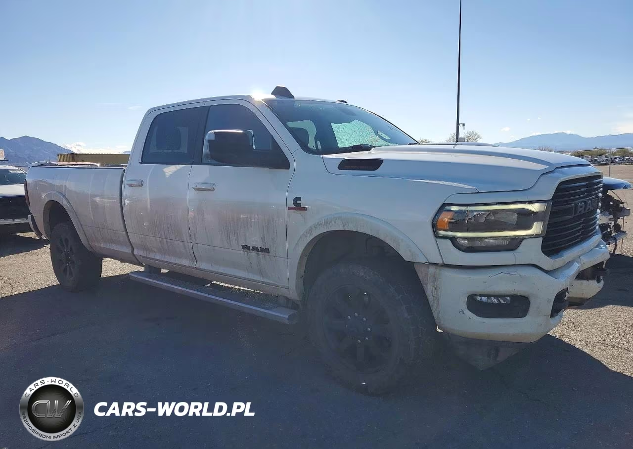 2021 Ram 2500 Laramie VIN:3C6UR5KL6MG555930 - 4