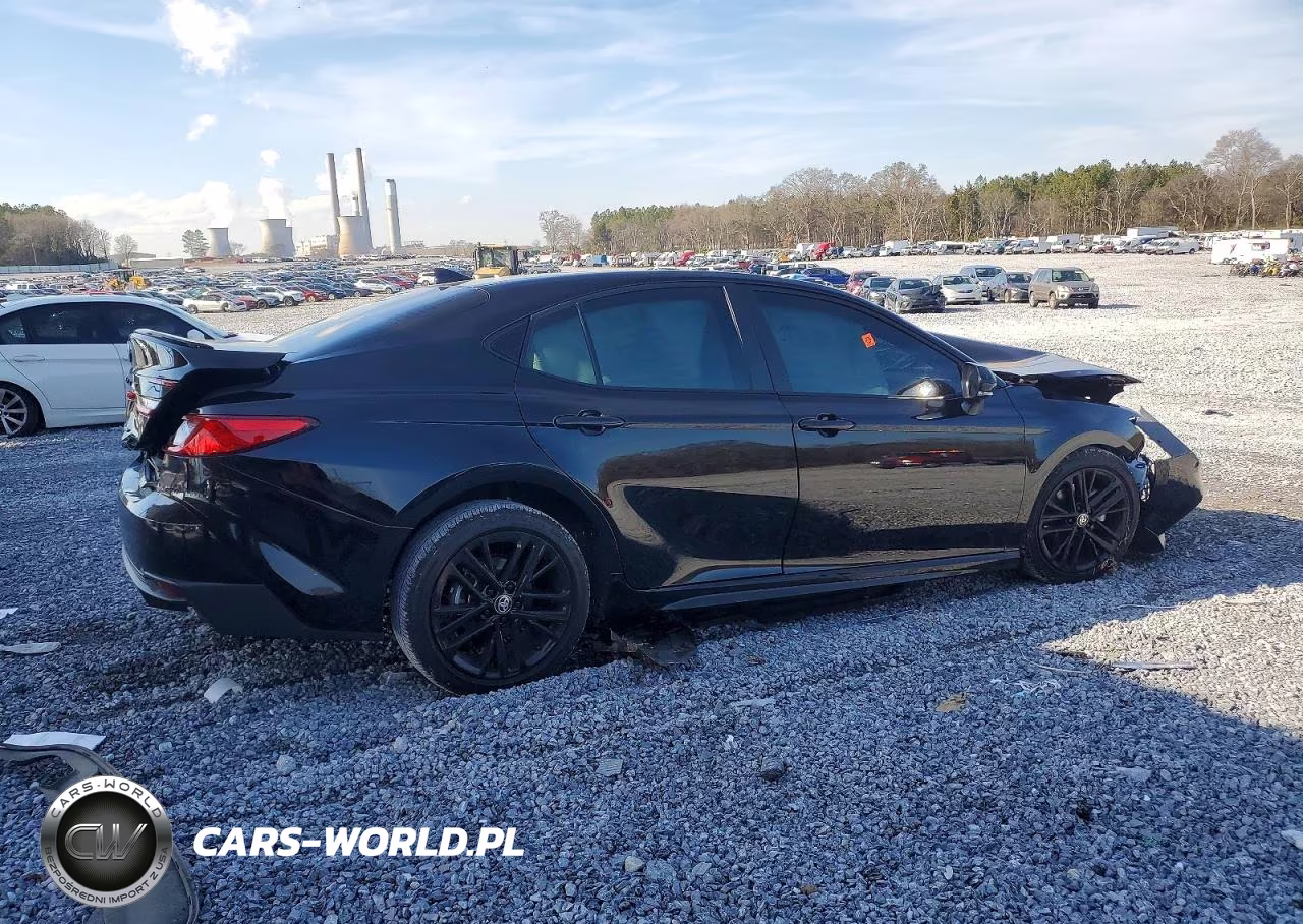 2025 Toyota Camry Xse VIN:4T1DAACK1SU631350 - 3