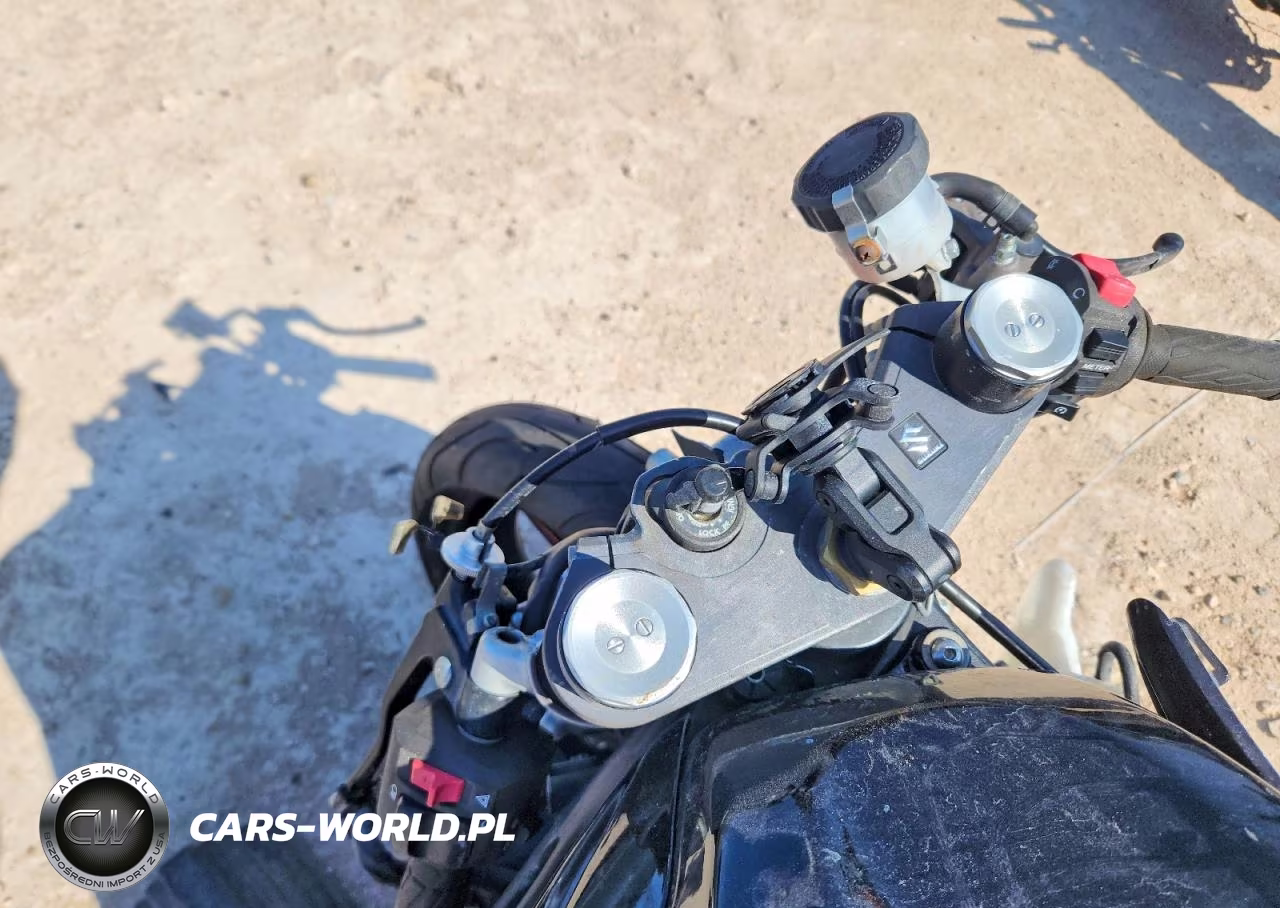 2017 Suzuki Gsx VIN:JS1GN7FA3H2101682 - 7