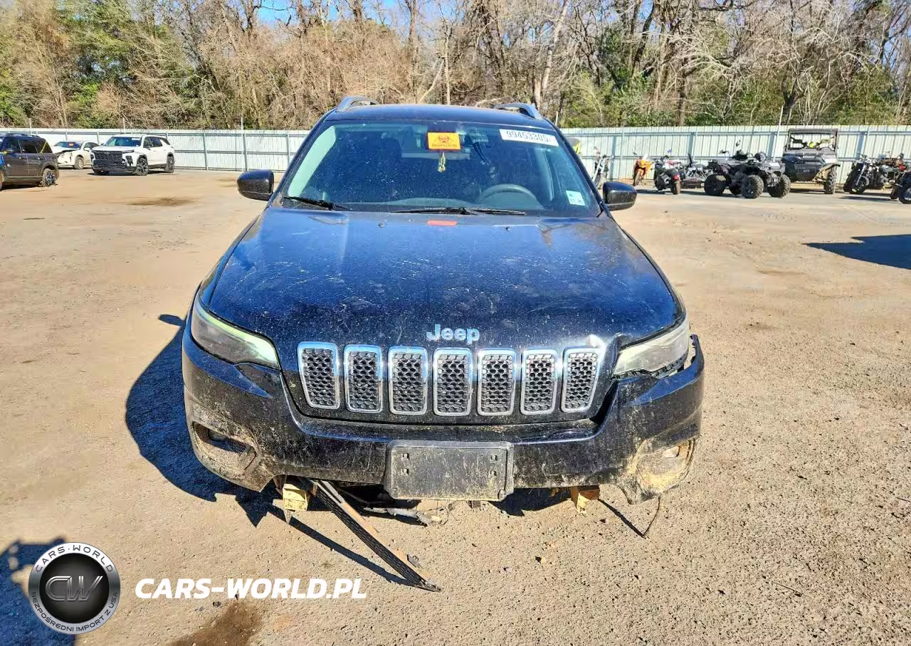 2019 Jeep Cherokee Latitude VIN:1C4PJLCBXKD264719 - 5