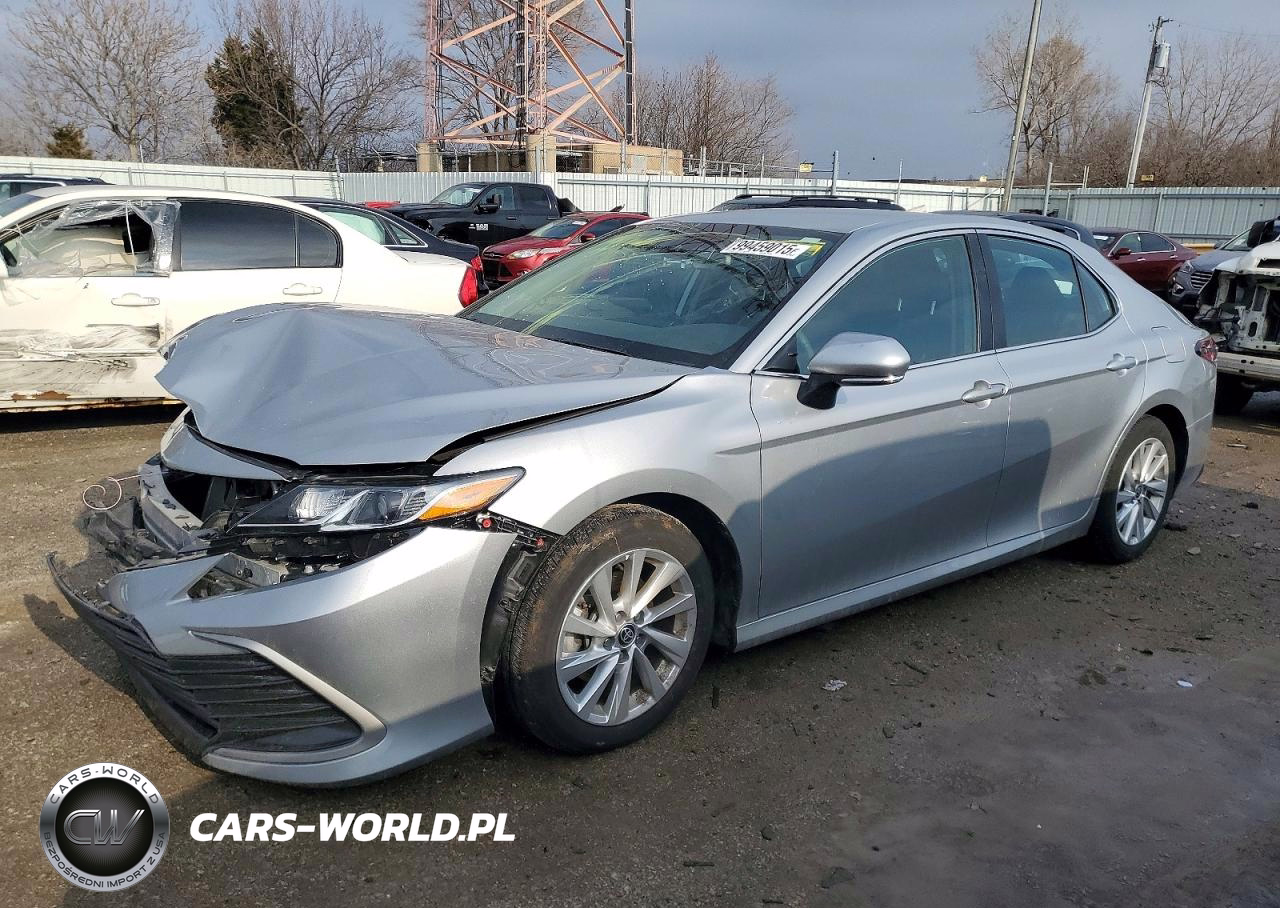 2023 Toyota Camry Le