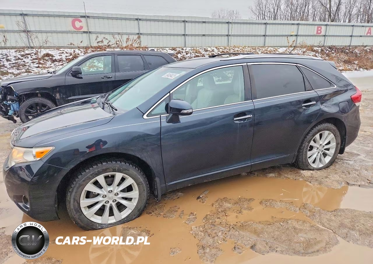 2015 Toyota Venza Le – zdjęcie 1 z 12