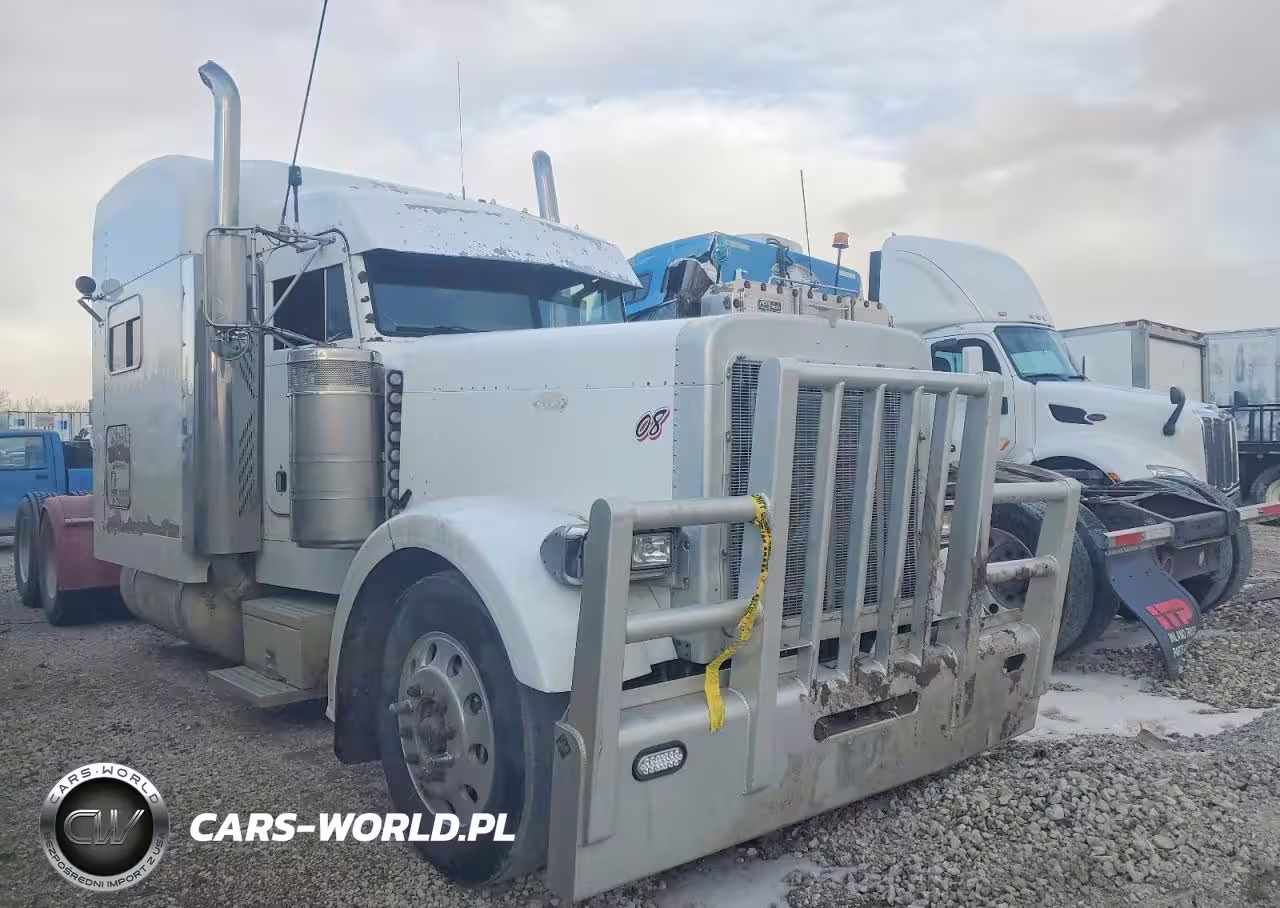 2003 Peterbilt 379 Semi Truck