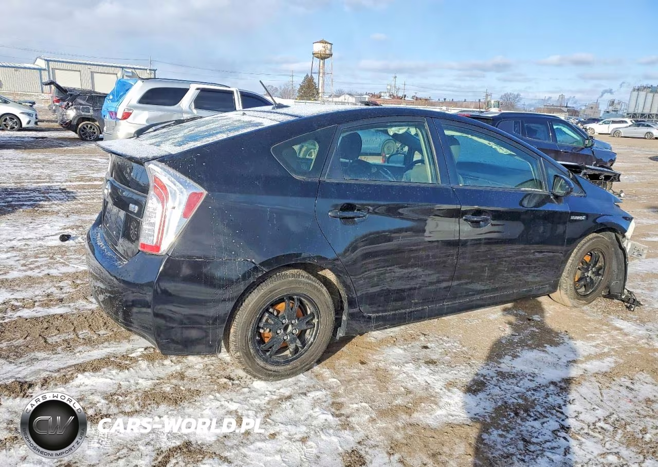 2014 Toyota Prius VIN:JTDKN3DU6E0386181 - 3