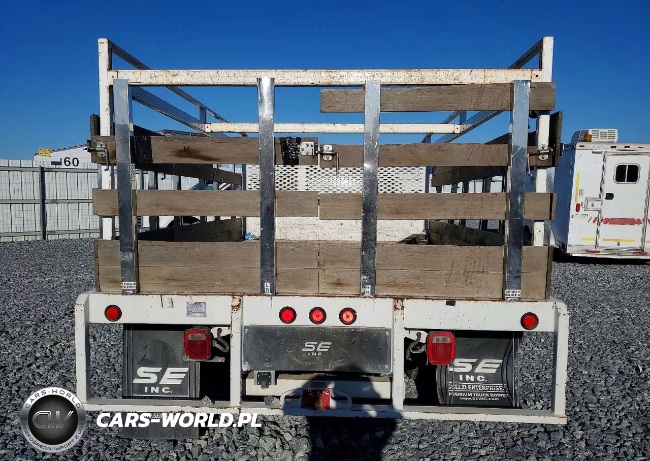 2020 Ford F350 Super Duty Flatbed Truck VIN:1FDRF3GT3LEE53443 - 11