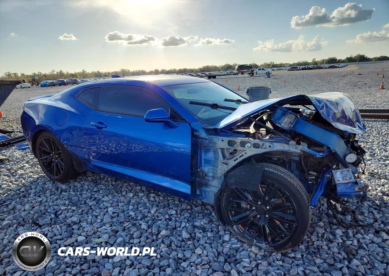 2017 Chevrolet Camaro Lt VIN:1G1FD1RS9H0102961 - 4
