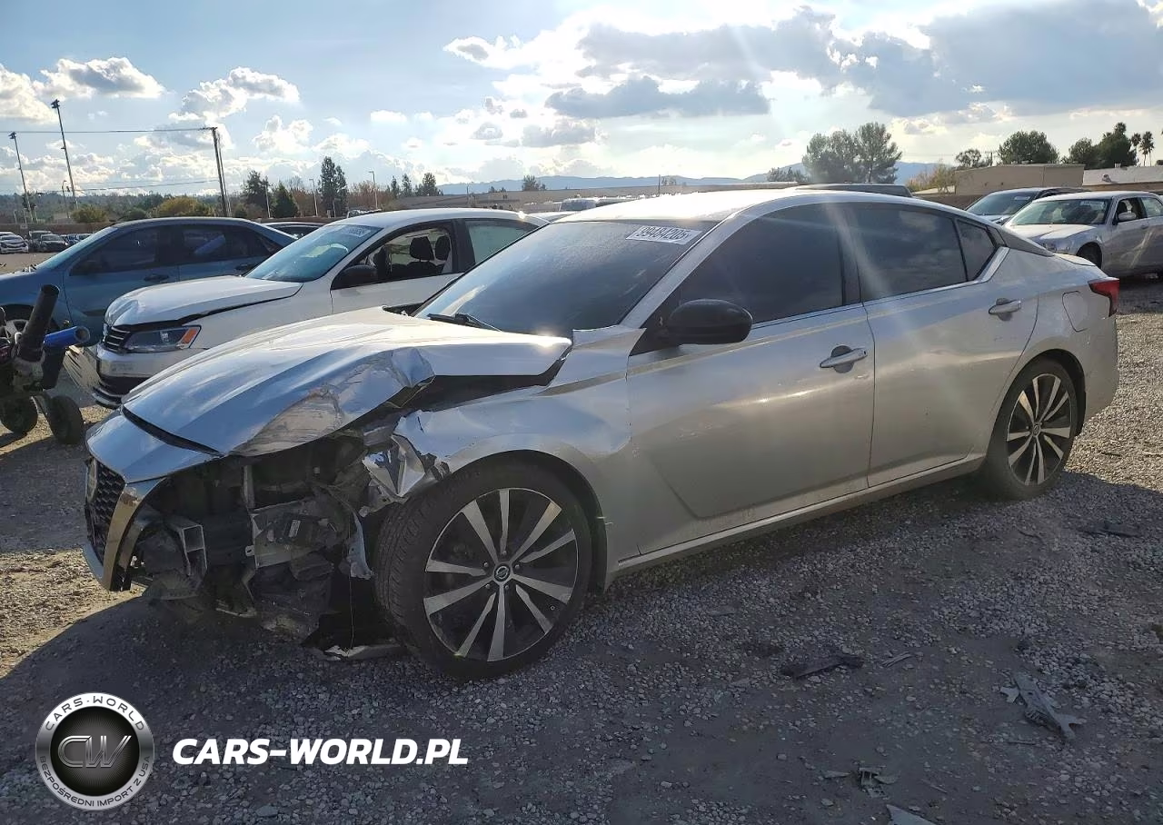 2019 Nissan Altima Sr – zdjęcie 1 z 12
