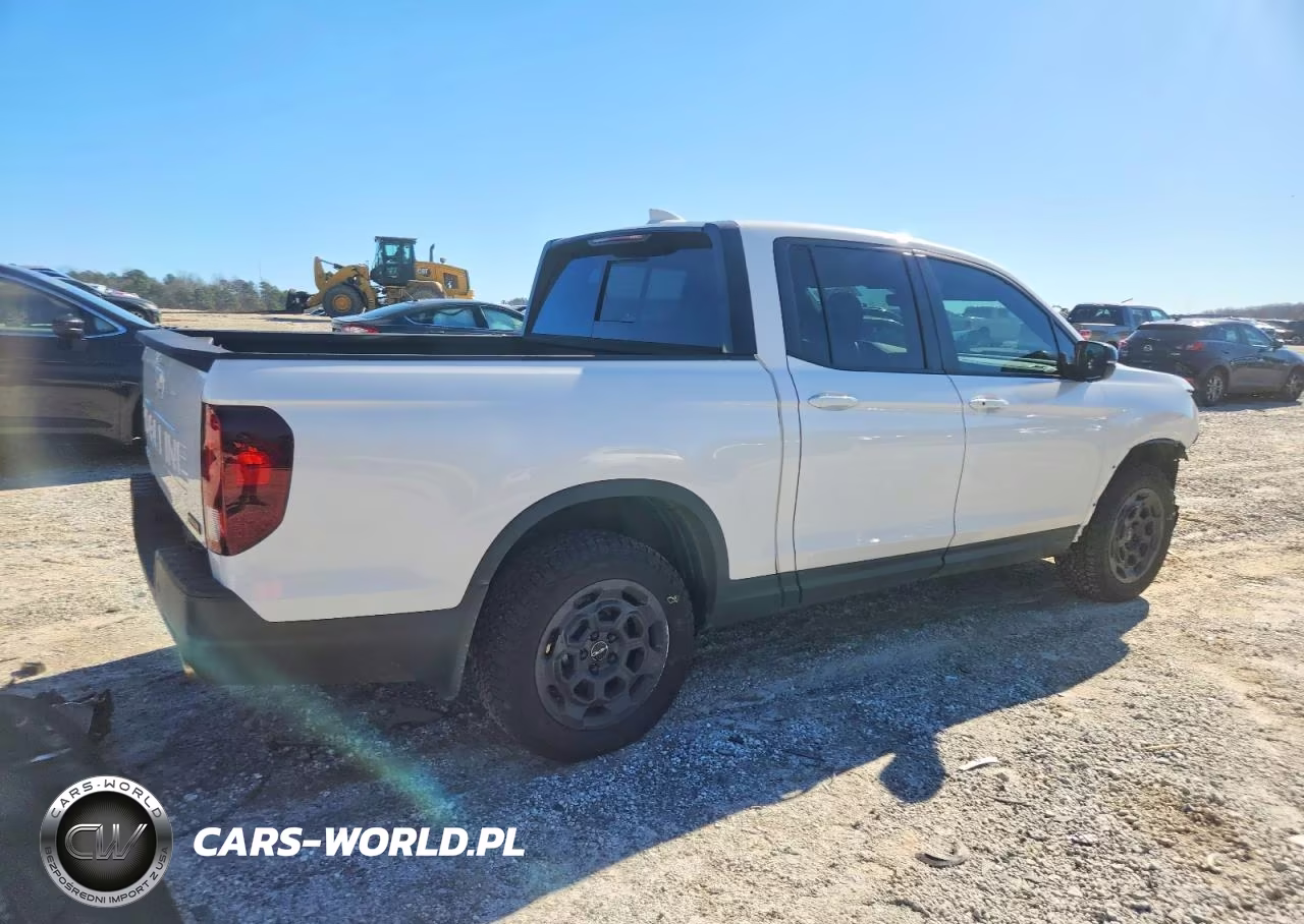 2025 Honda Ridgeline Trail Sport VIN:5FPYK3F72SB035878 - 3