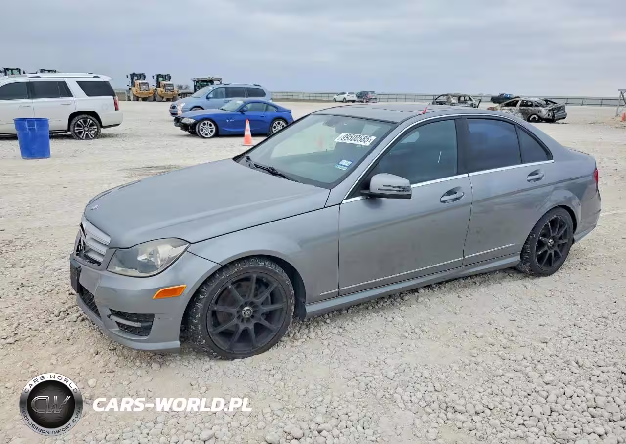 2013 Mercedes-Benz C 250