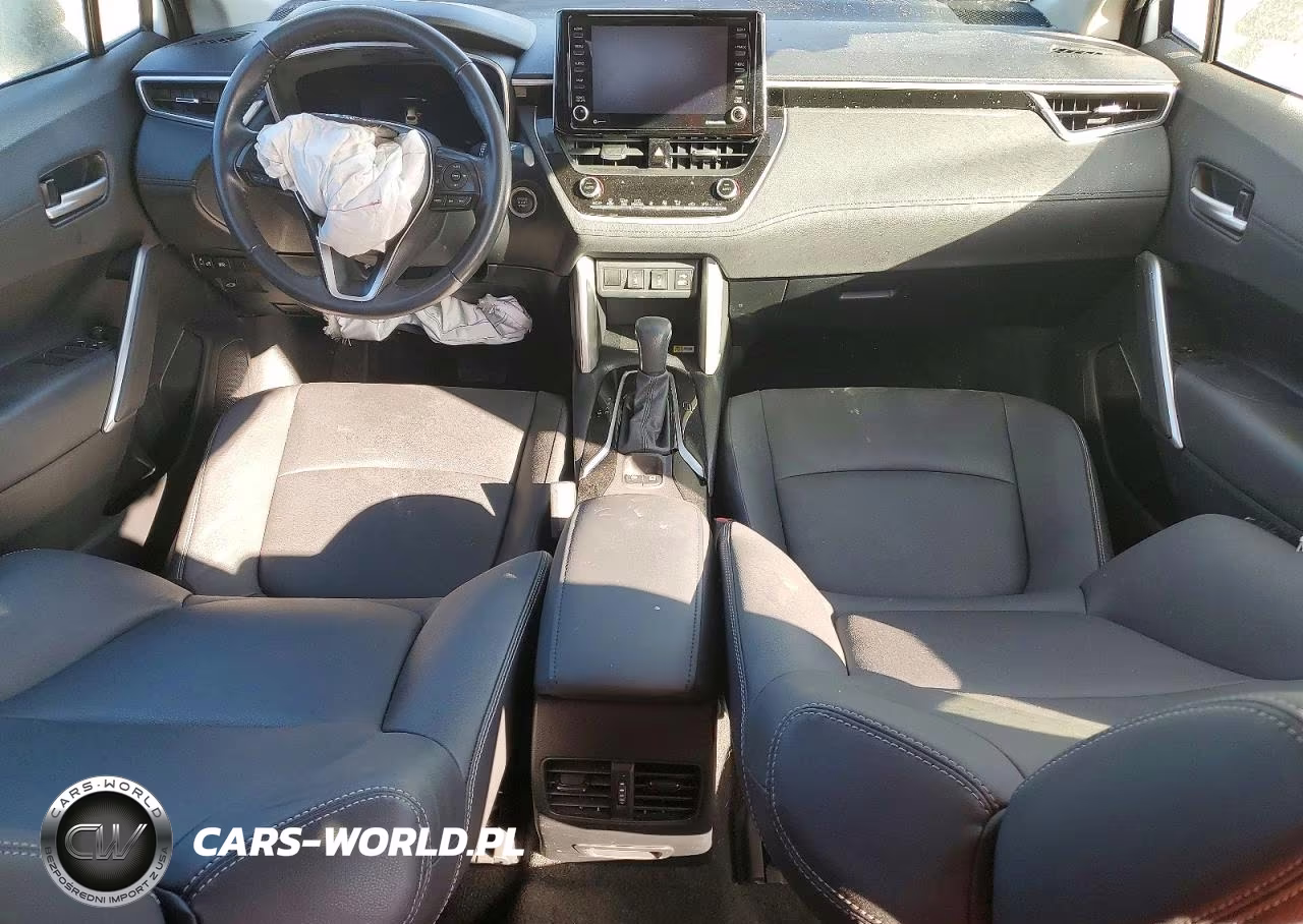 2022 Toyota Corolla Cross Xle VIN:7MUDAAAG4NV011657 - 8