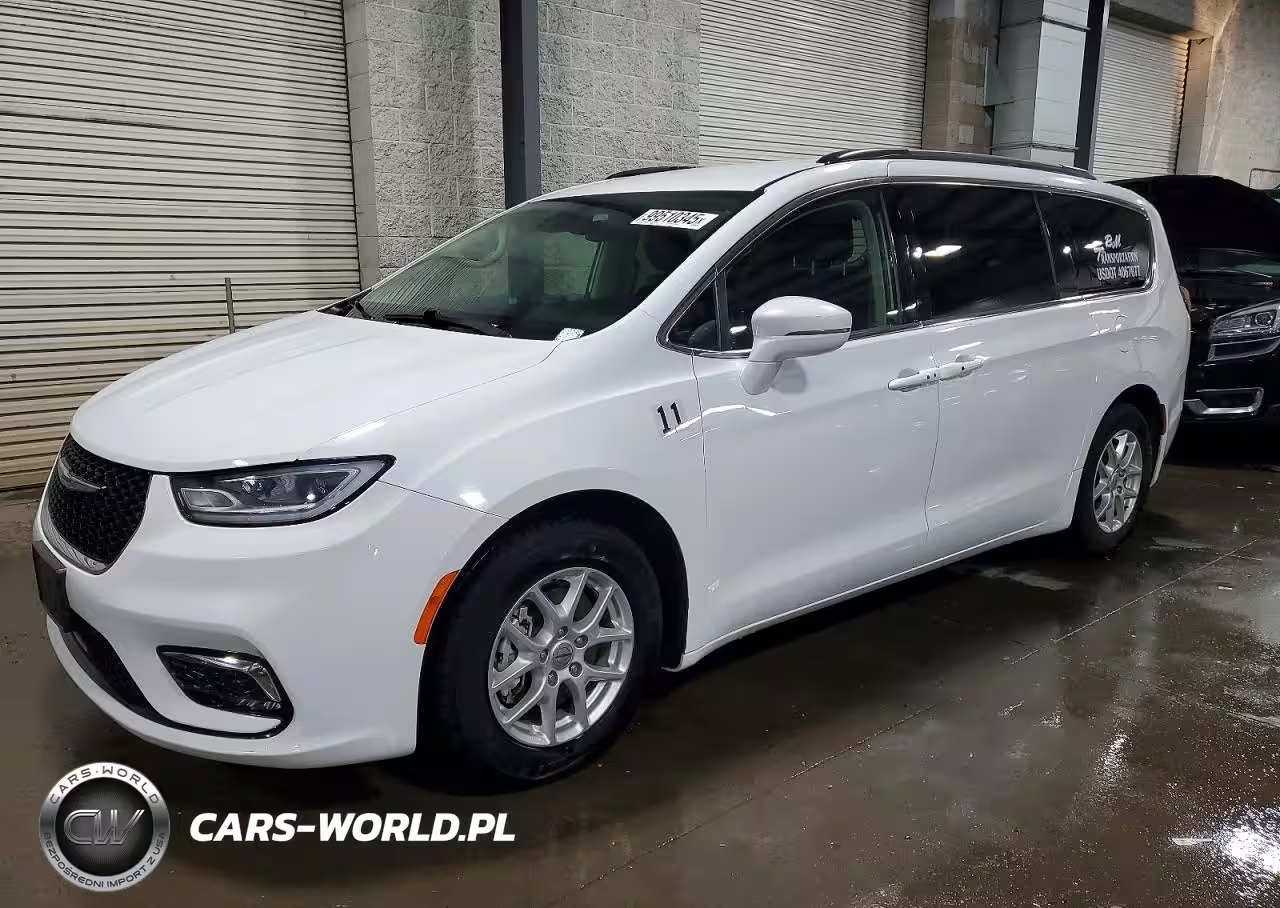 2022 Chrysler Pacifica Touring L