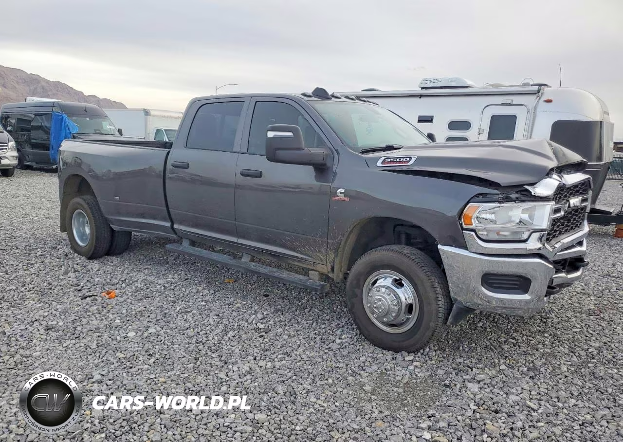 2024 Ram 3500 Tradesman VIN:3C63RRGL1RG295262 - 4