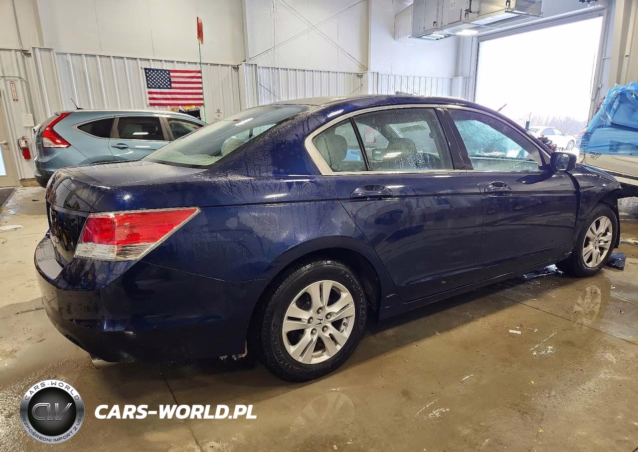 2010 Honda Accord Lxp VIN:1HGCP2F40AA084297 - 3