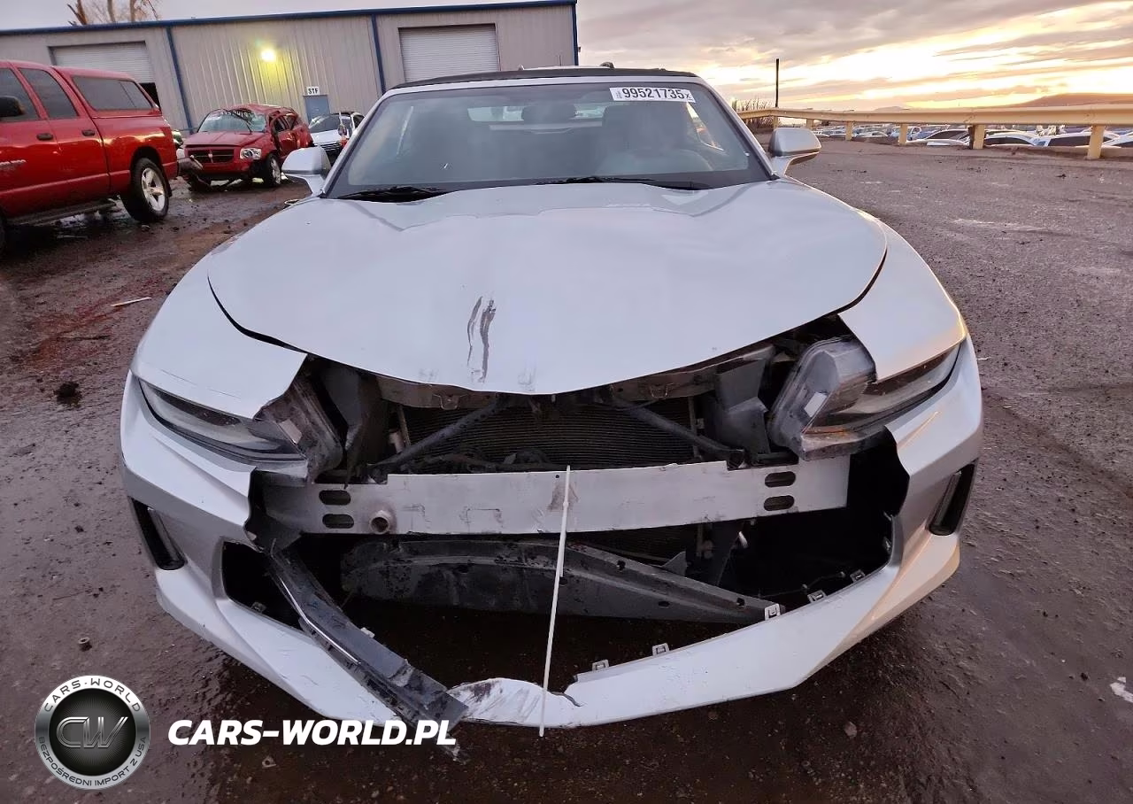 2018 Chevrolet Camaro Lt VIN:1G1FB3DX6J0135782 - 5