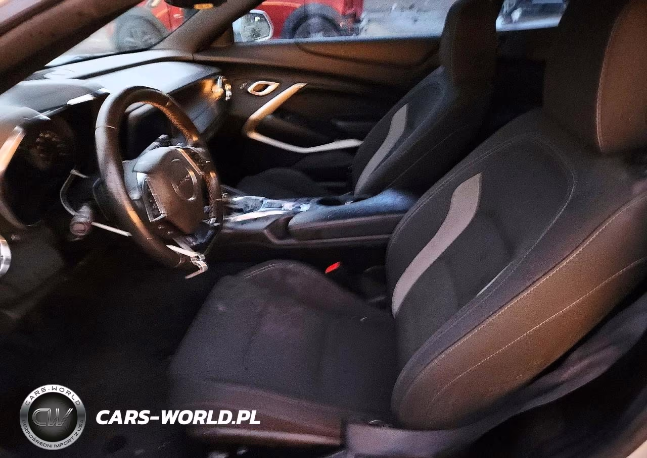 2018 Chevrolet Camaro Lt VIN:1G1FB3DX6J0135782 - 7