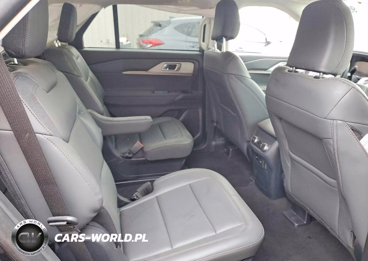 2025 Ford Explorer Active VIN:1FMUK7DH2SGC38894 - 11