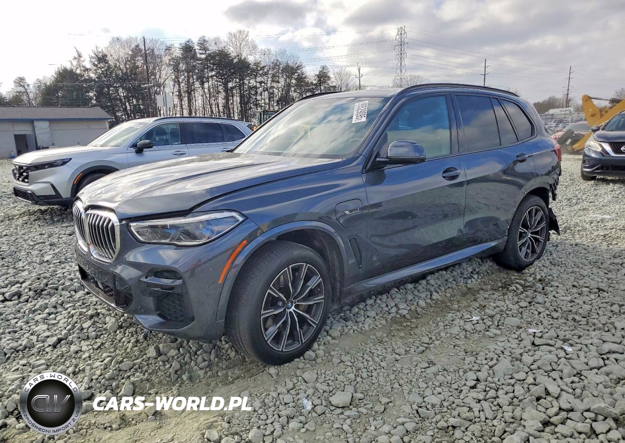 2022 BMW X5 xDrive45E